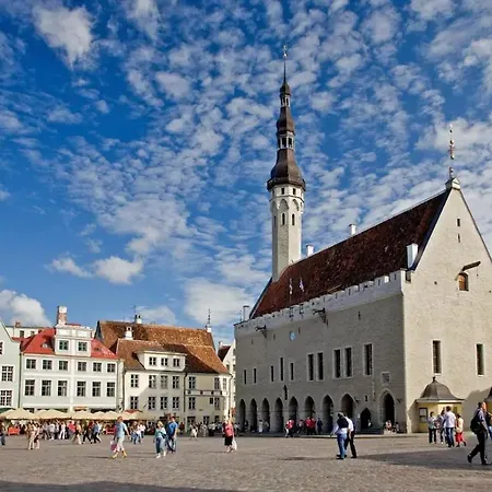 Apartment Luxury In The Heart Of Old Town Tallinn