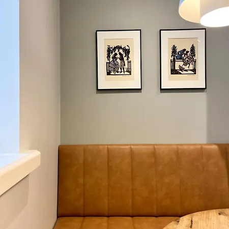 Luxury In The Heart Of Old Town *