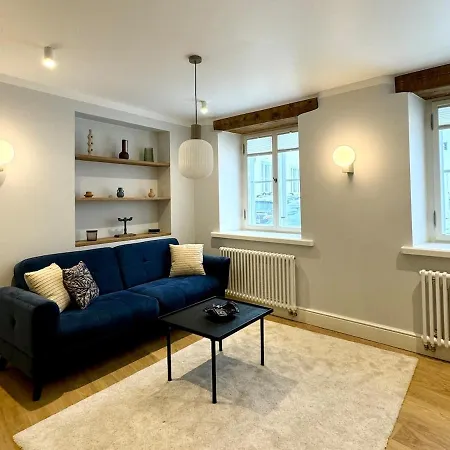 Old Town Luxury アパート