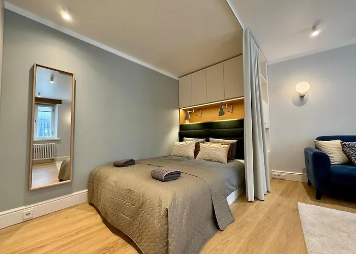 Old Town Luxury Apartment