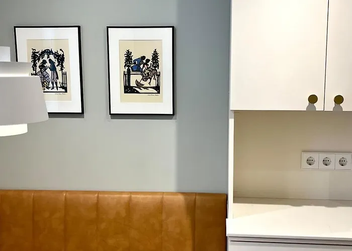 Old Town Luxury Apartment *